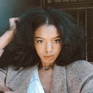 Meet your Posher, Vintij monee